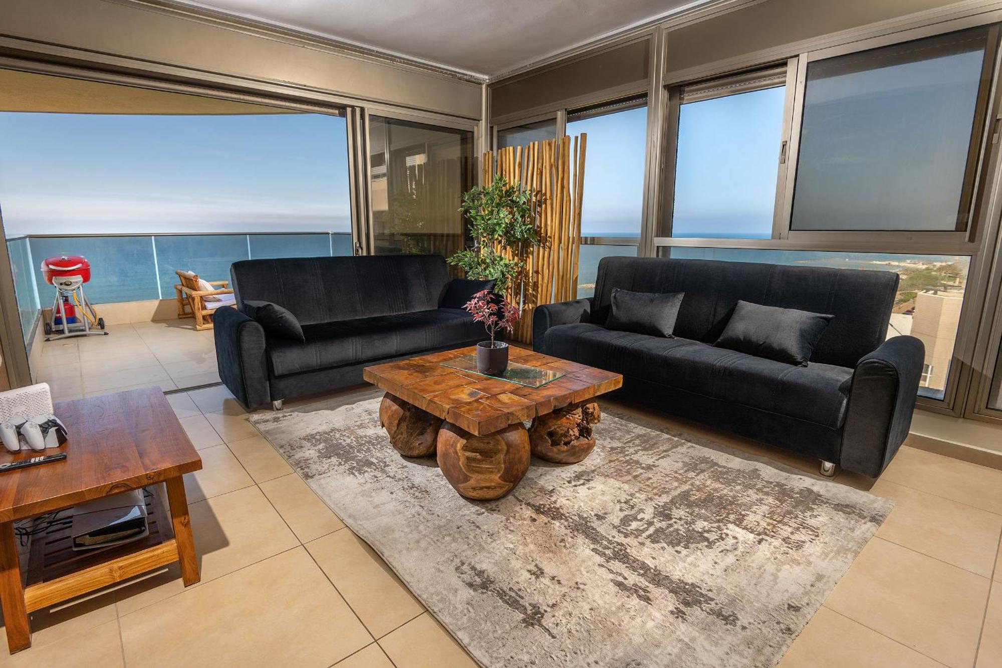 Appartement Shamyam -שמיים- מהממות על חוף הים עם ג'קוזי פרטי ובריכה במתחם